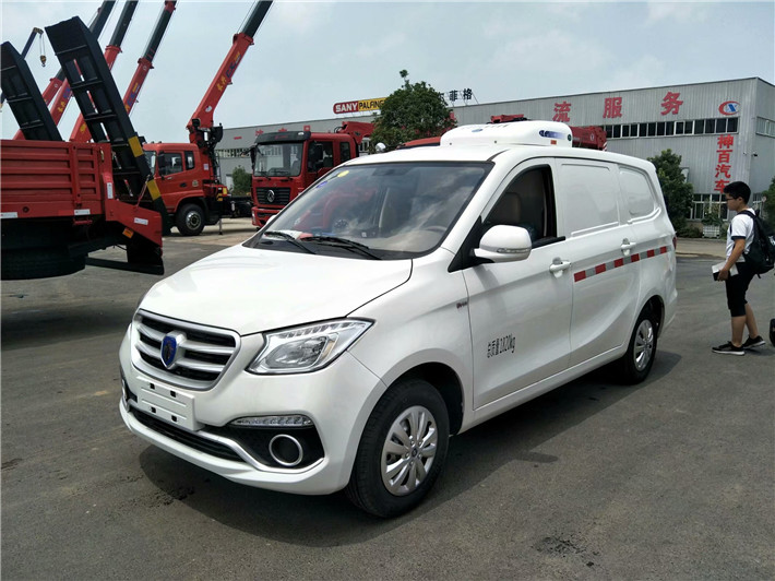 福田伽途ix5小型面包冷藏車(chē)