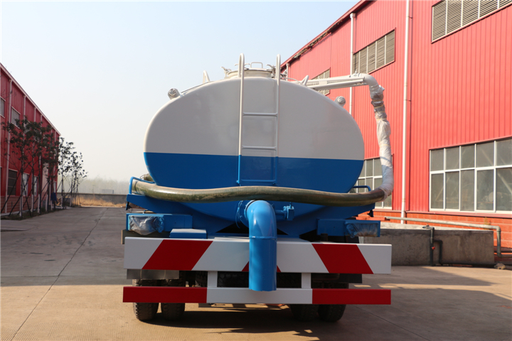 東風(fēng)145國(guó)五10方吸糞車