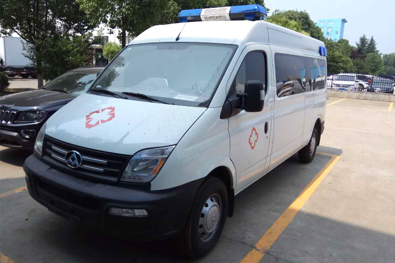 上汽大通短軸救護(hù)車(chē)