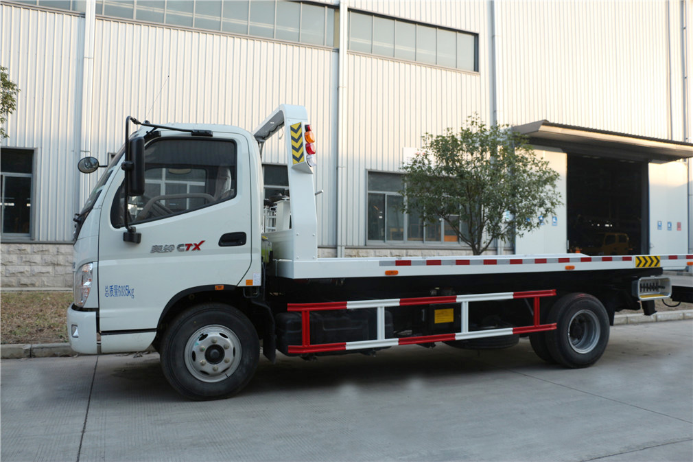 福田奧鈴一拖二藍(lán)牌清障車