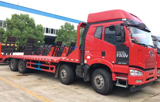 【國(guó)六】解放J6前四后八平板車(chē)