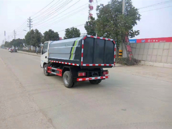 凱馬國(guó)六藍(lán)牌4方自裝卸（掛桶）式垃圾車
