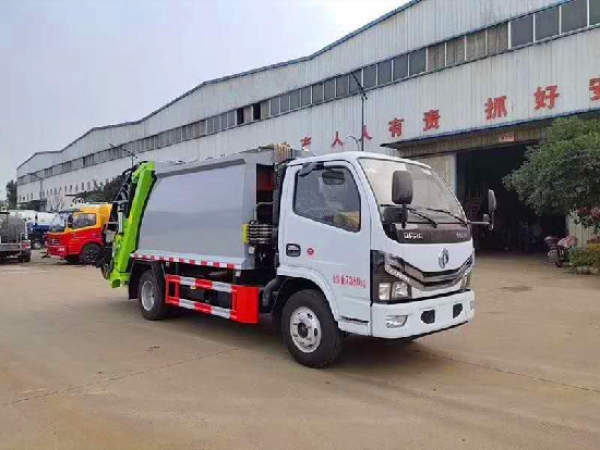 東風(fēng)多利卡國(guó)六6方壓縮式垃圾車(chē)