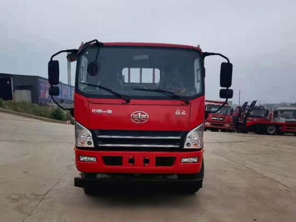 解放大王黃牌平板拖車