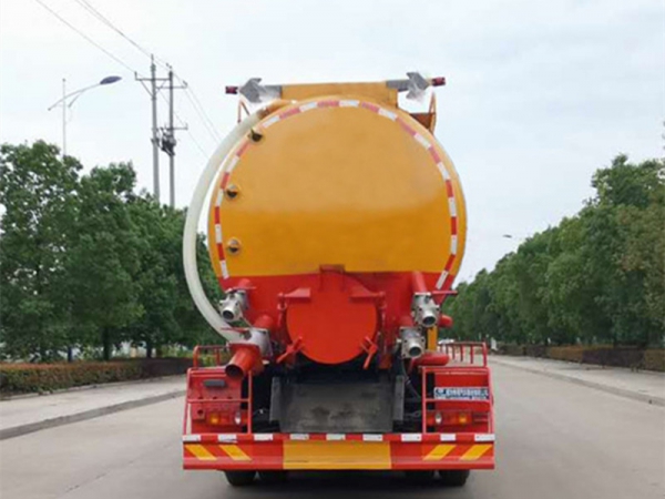 東風(fēng)后雙橋22方清洗吸污車