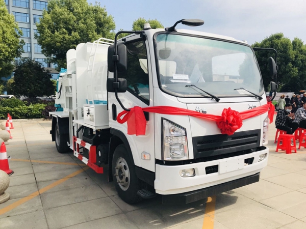 陜汽軒德X9餐廚垃圾車(chē)5-8方
