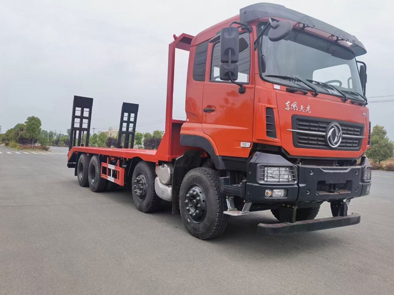 國六東風天龍前四后八平板運輸車，挖機拖車價格