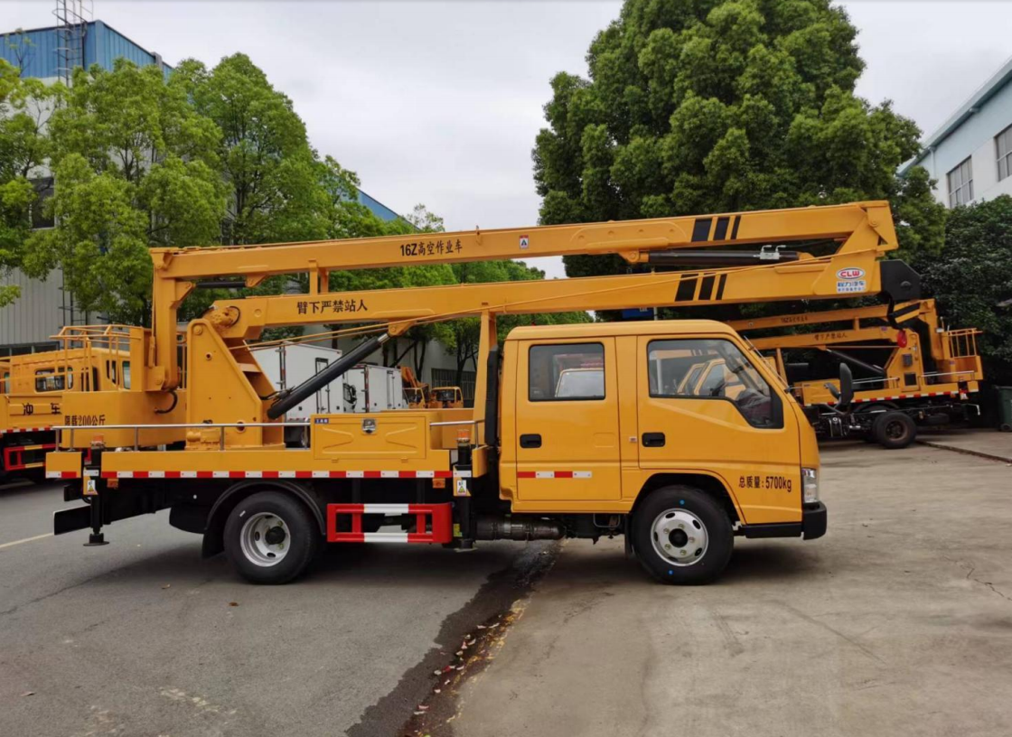 江鈴5062老款 16米折臂高空作業車